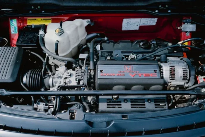 Oil and Water Mixture in Vezel Honda What You Need to Know