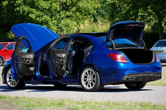 Hyundai Veloster Review Is This Car Worth Your Money